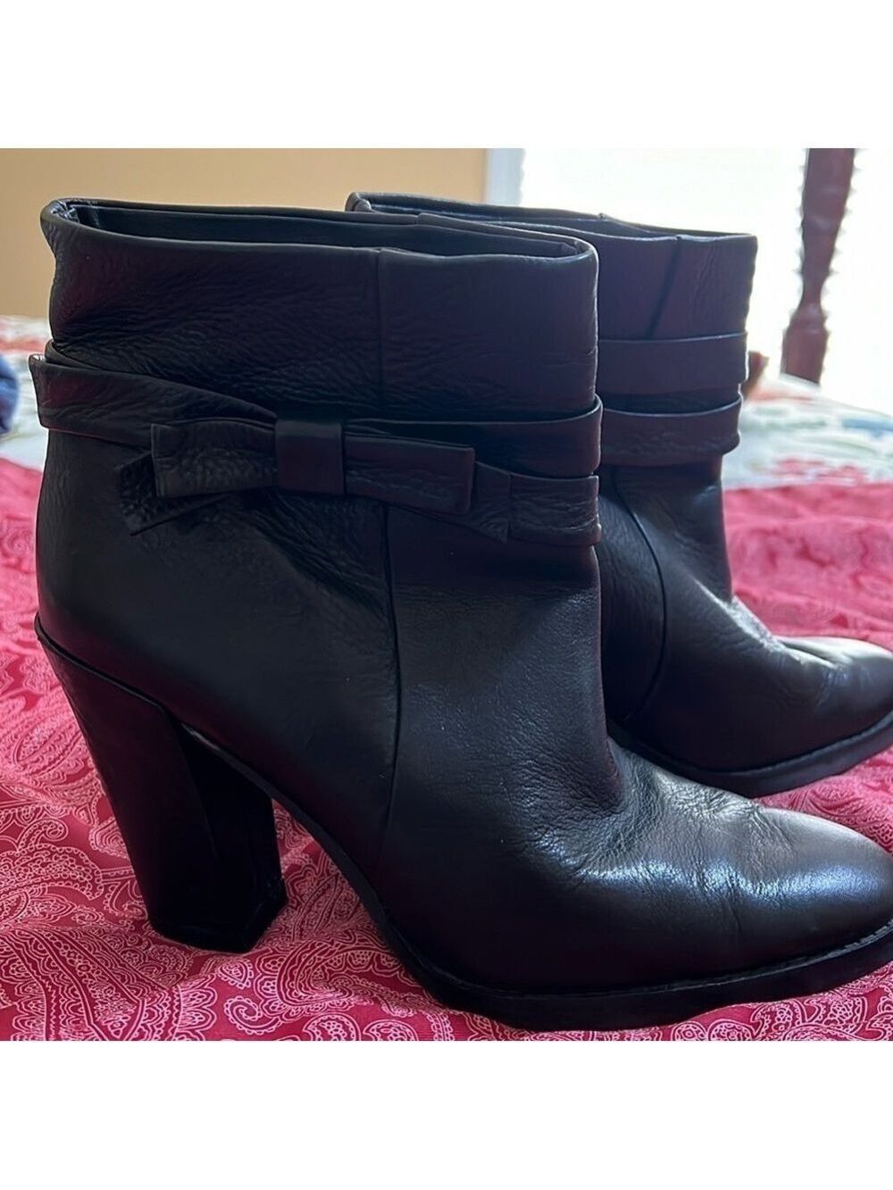 KATE SPADE black leather ankle boots. Excellent condition. Size 9.